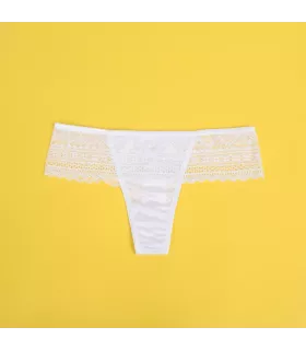 Braguita de encaje con talle bajo