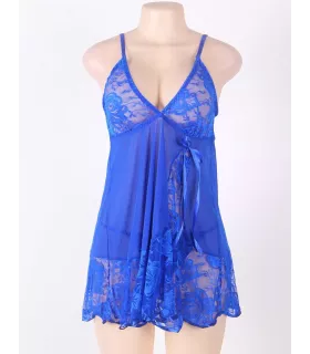 Camisón corto de encaje con escote en V