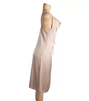 Camisón sexy con espalda descubierta