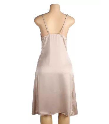Camisón sexy con espalda descubierta
