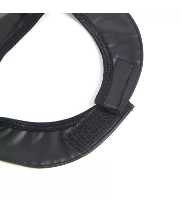 Vestido de cuero sintético con cuello halter
