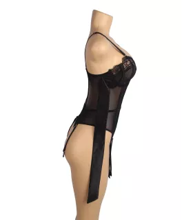 Body de encaje con liguero