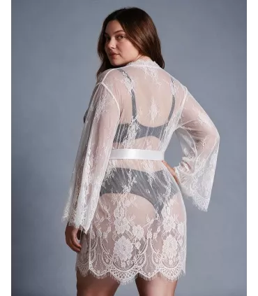 Bata Petunia corta de encaje | Loto Atelier