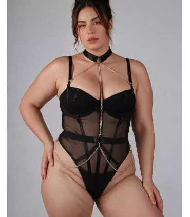 Body de tirantes con cadena de malla negra