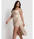 Camisón sexy con espalda descubierta