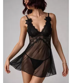 Bodydoll con escote en V negro