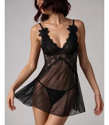 Bodydoll con escote en V negro